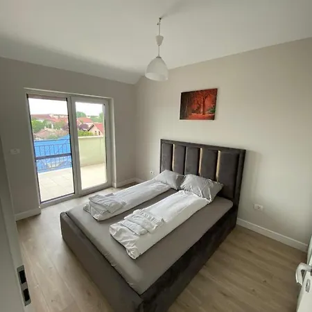 Gaga 15 * Timișoara
